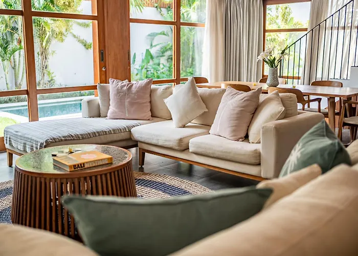 New Private Seminyak (Bali)